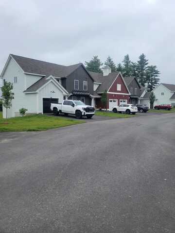5-A Mustang Drive, Litchfield, NH 03052