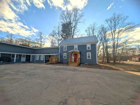 1707 East Main Street, Conway, NH 03813