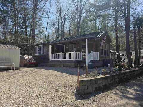 27 Chocorua Way, Rochester, NH 03867