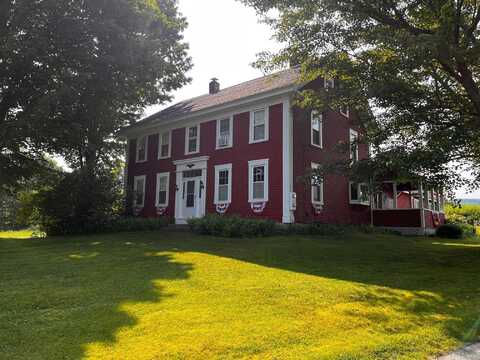 7449 School Street, Loudon, NH 03307