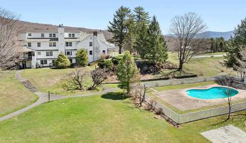 6047 Mountain Road, Stowe, VT 05672