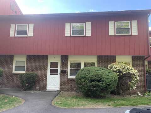 30 South Street, Laconia, NH 03246