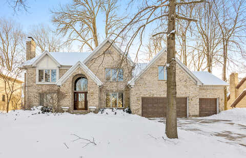 Royal Fox, SAINT CHARLES, IL 60174