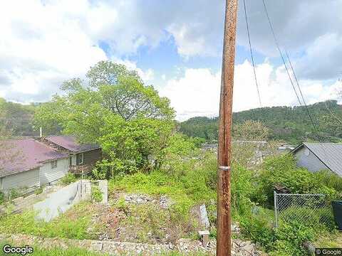 Pecan, HAZARD, KY 41701