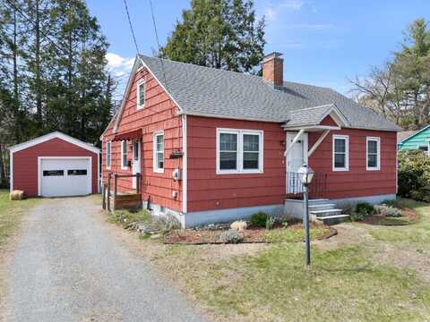 51 Parkside Avenue, Brattleboro, VT 05301