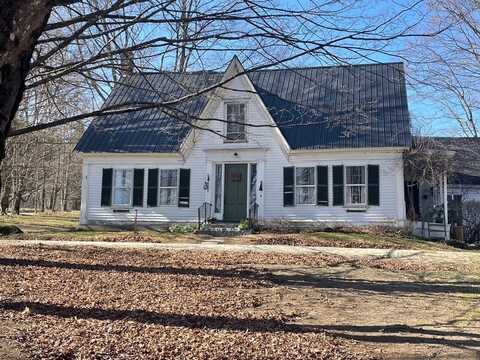 668 Urquhart Road, Newbury, VT 05058