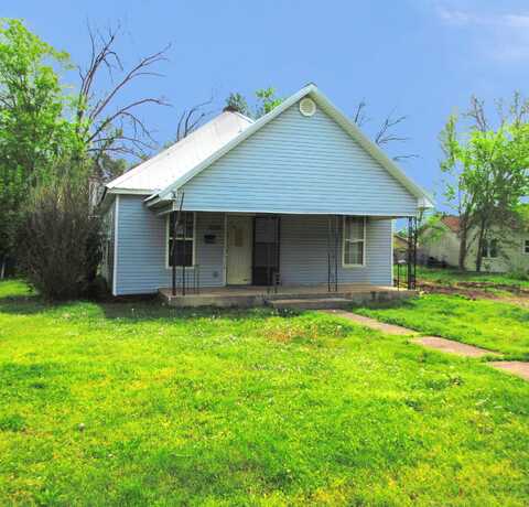 206 N Quincy Street, Commerce, OK 74339