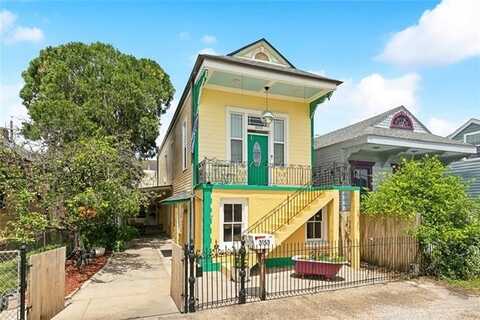 3153 CHIPPEWA Street, New Orleans, LA 70115
