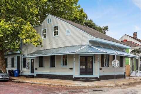 3828 DAUPHINE Street, New Orleans, LA 70117