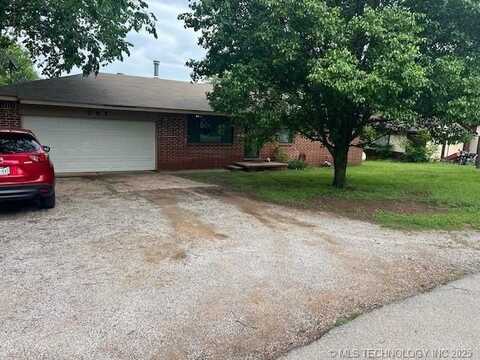 381 N Osage Street, Vera, OK 74082