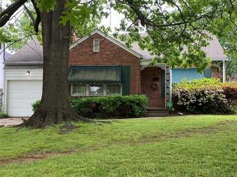 3315 S Troost Avenue, Tulsa, OK 74105