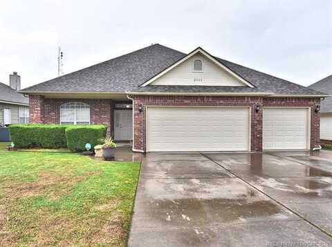2707 S 80th East Avenue, Tulsa, OK 74129