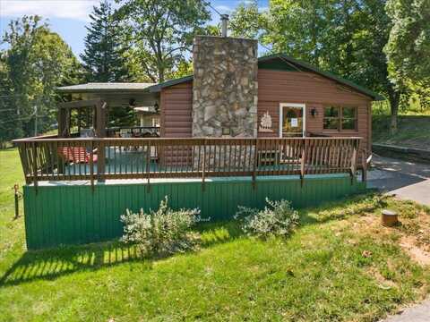 919 Bales Road, Pearisburg, VA 24134