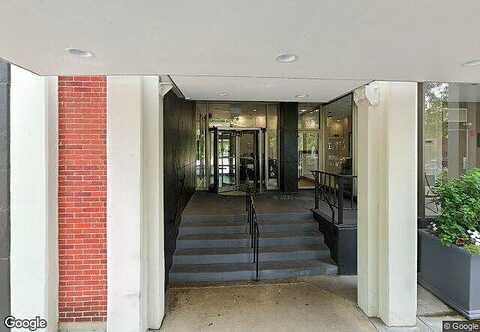 Sandburg, CHICAGO, IL 60610