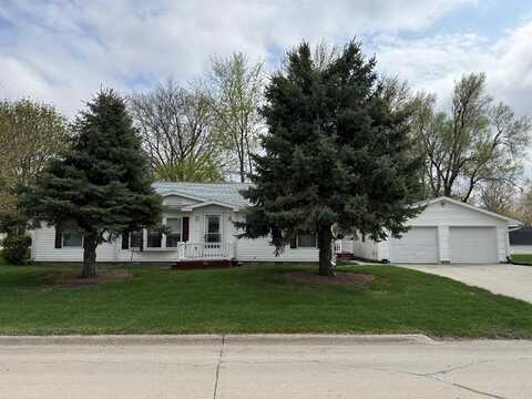 103 Granite Street, Onawa, IA 51040