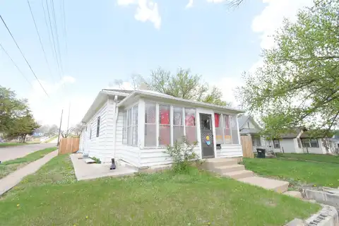 1923 W 6th, Sioux City, IA 51101