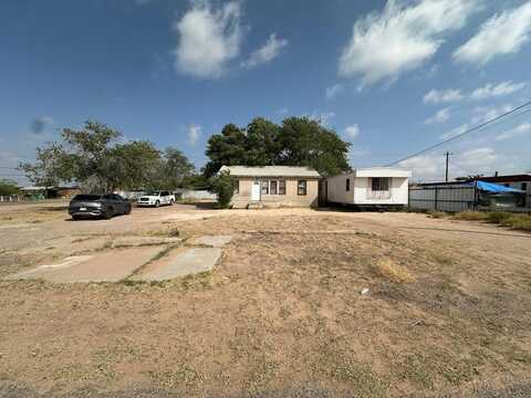 503 E A St, Monahans, TX 79756
