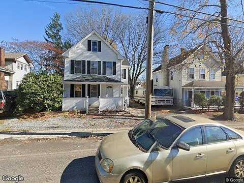 Brown, MAYNARD, MA 01754