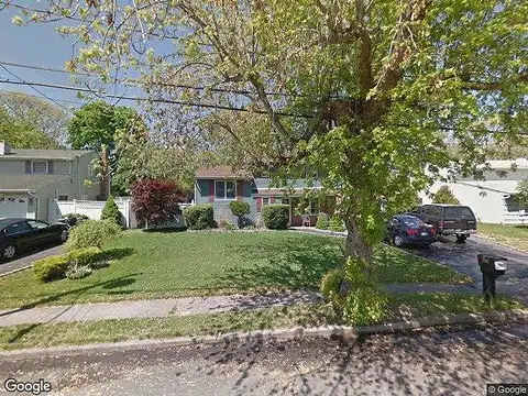 Fairlane, SELDEN, NY 11784