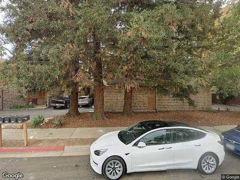 Oak, SANTA BARBARA, CA 93103