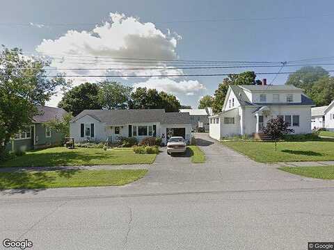 Spruce, EAST MILLINOCKET, ME 04430