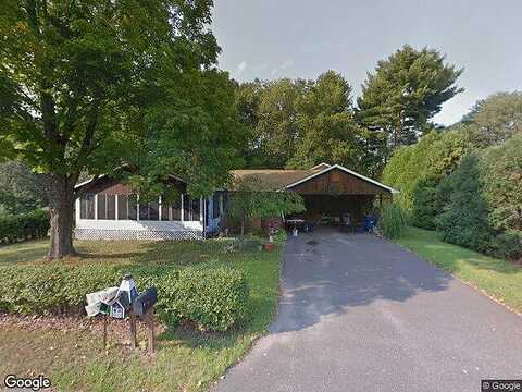 Woodside, SOUTHWICK, MA 01077
