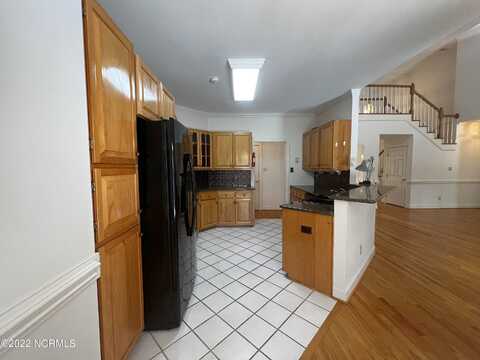 Mashie, ROCKY MOUNT, NC 27804