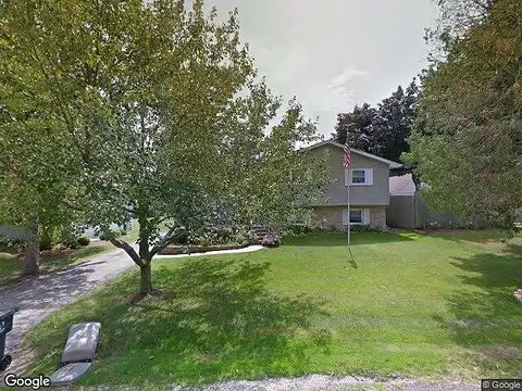 Crissy, BEACH PARK, IL 60099