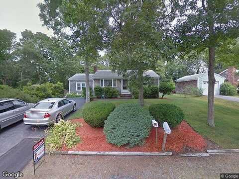 Suomi, HYANNIS, MA 02601