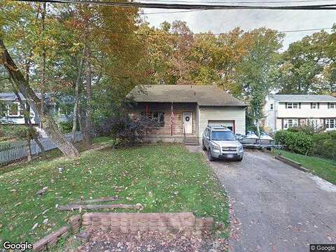 Wallace, CROWNSVILLE, MD 21032