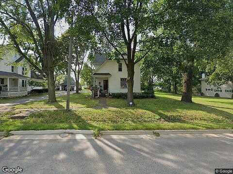 Main, HEBRON, IL 60034