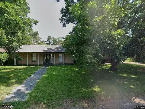 Chevy Chase St, GLADEWATER, TX 75647