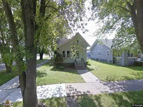 Pershing, CLINTON, IA 52732