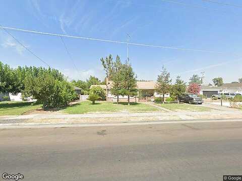 Main, LIVINGSTON, CA 95334