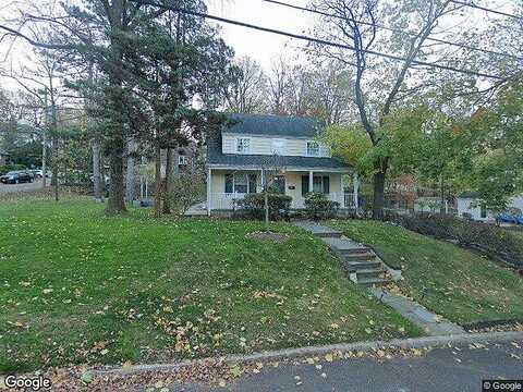 Reldyes, LEONIA, NJ 07605
