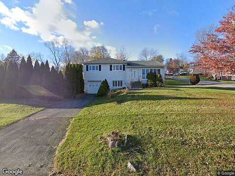 Lakes, MONROE, NY 10950