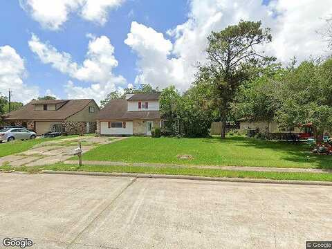 Ralph, CLUTE, TX 77531