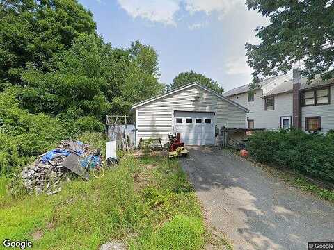 Cote, RAYMOND, NH 03077