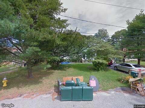 Loughlin, SHIRLEY, NY 11967