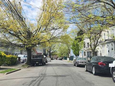 Pearl, PATERSON, NJ 07501