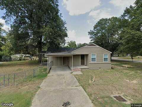 Sixth, CLEVELAND, MS 38732