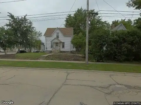Oak, DEKALB, IL 60115