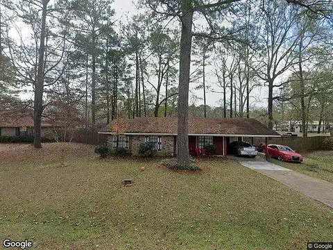 Lance, BRANDON, MS 39042