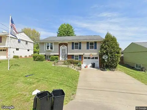Meadowlane, FAIRMONT, WV 26554