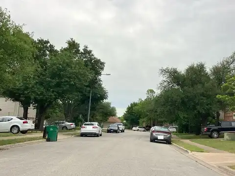 Glendalough, PFLUGERVILLE, TX 78660