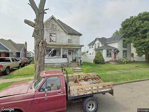 Main, COSHOCTON, OH 43812