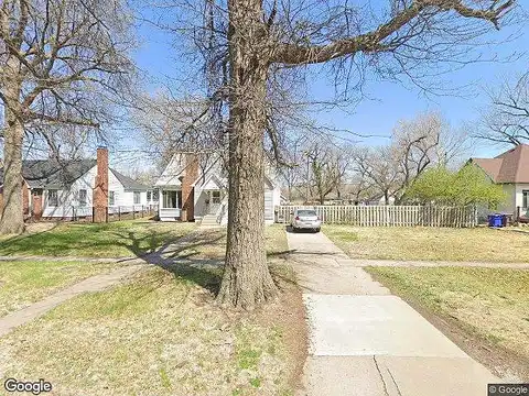 Maple, MCPHERSON, KS 67460