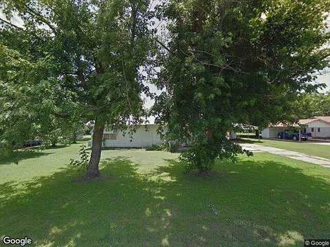 Broadway, HOLDENVILLE, OK 74848