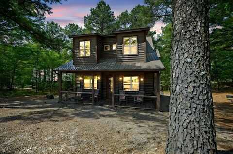 496 Mountain Pine Trail, Hochatown, OK 74728