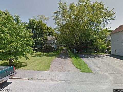 Dummer, BATH, ME 04530